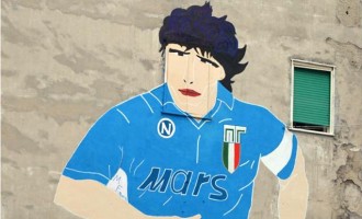 napoli maradona painting